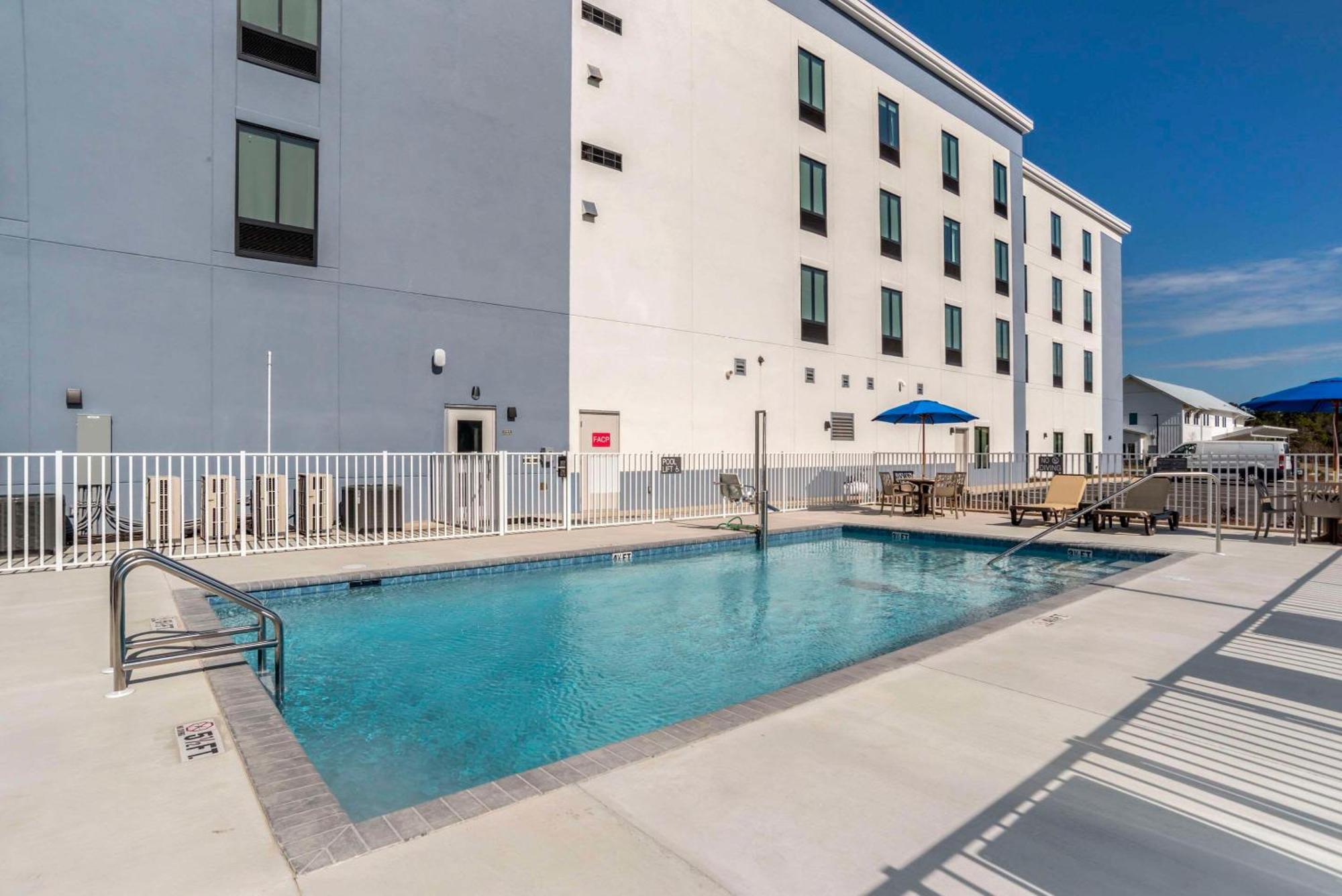 Comfort Inn & Suites Panama City Beach - Pier Park Area 외부 사진