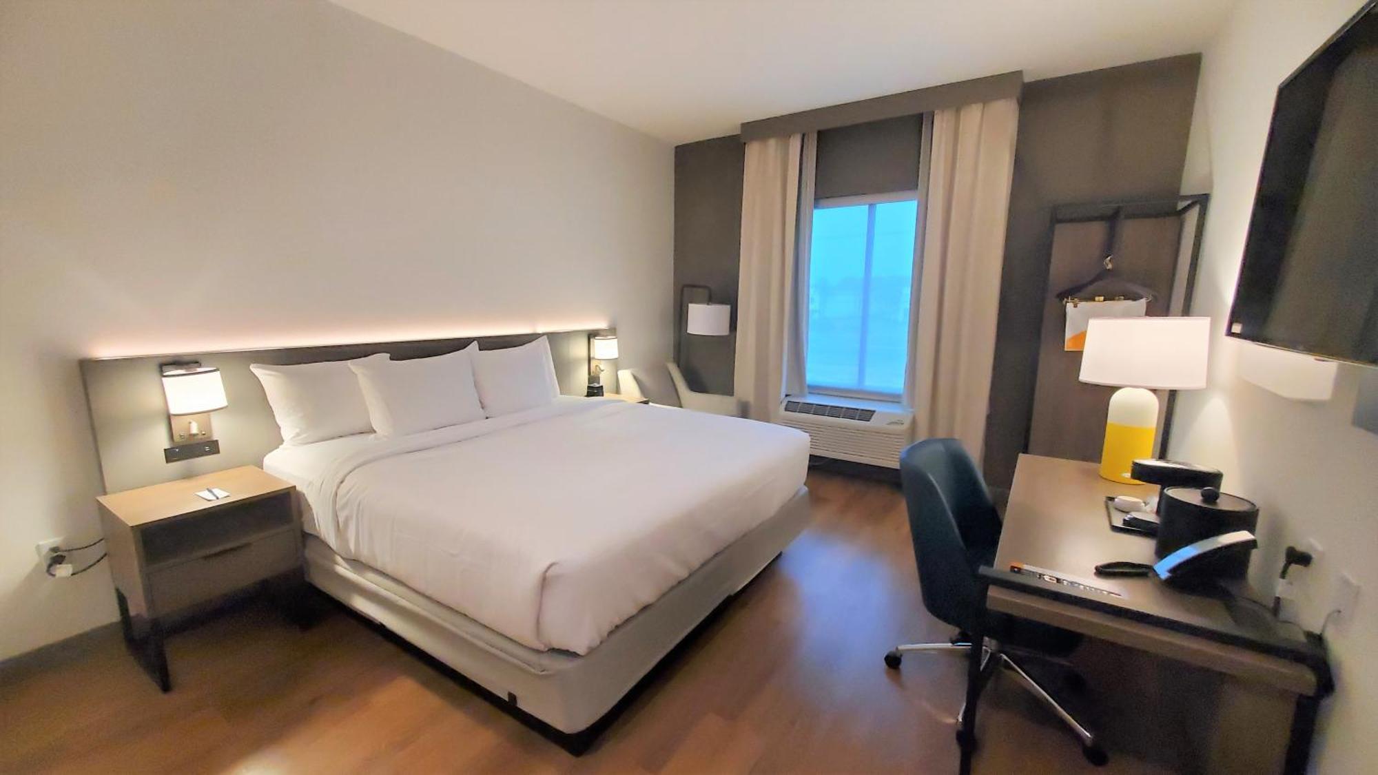 Comfort Inn & Suites Panama City Beach - Pier Park Area 외부 사진